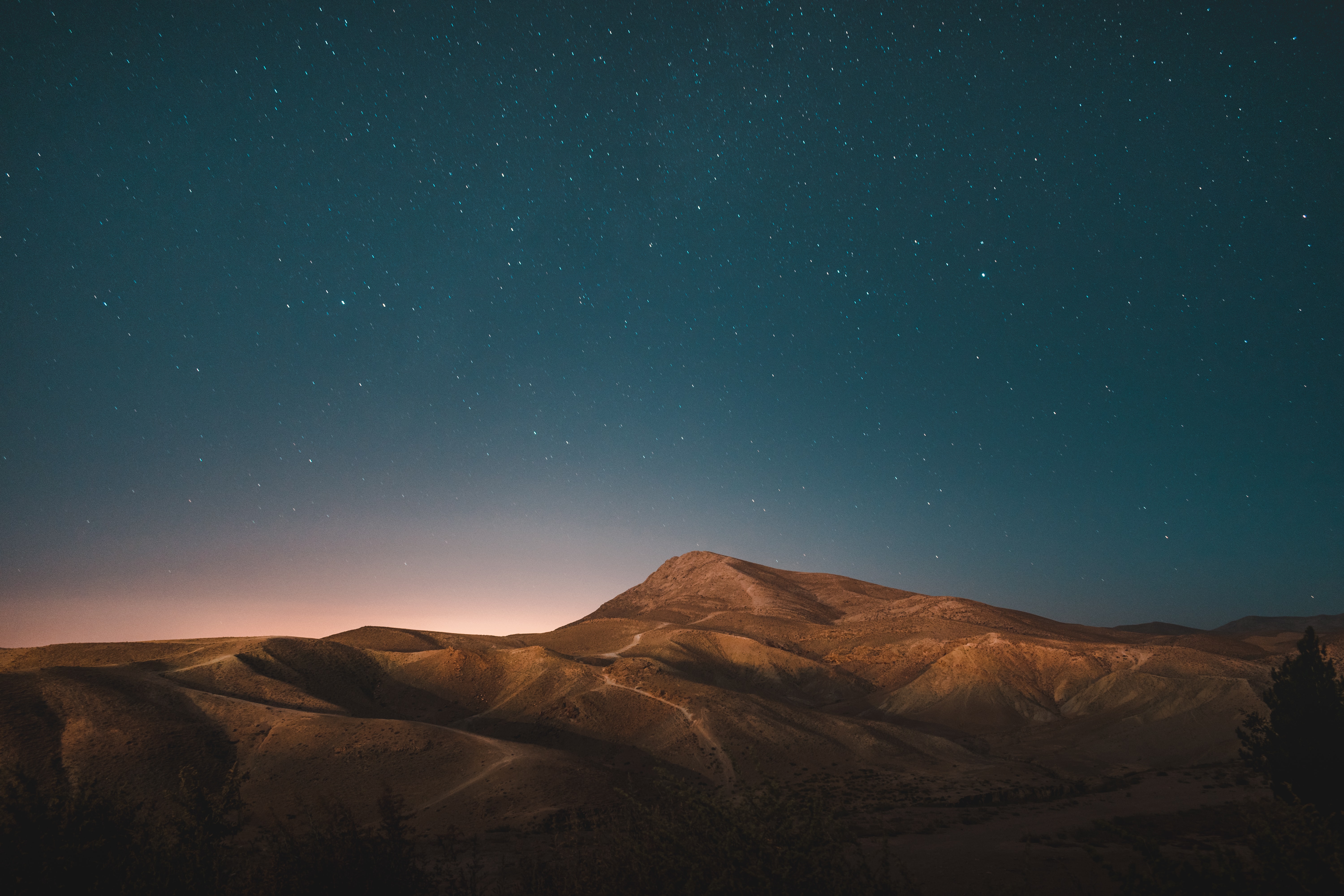 mohammad-alizade-4wzRuAb-KWs-unsplash